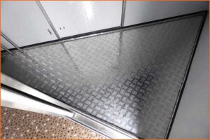 INBUILT SEPARATE SHOWER ROOM