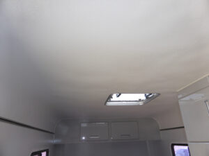 Roof double lined